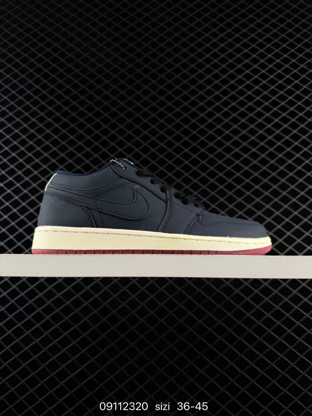 Nike Air Jordan 1-IQ5321-121
